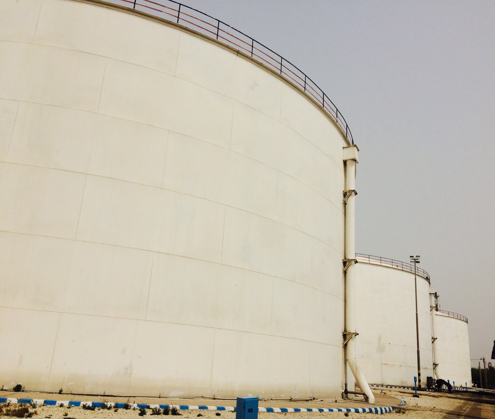  Overhaul and painting of  raw water tank - Fajr Petrochemical Complex 